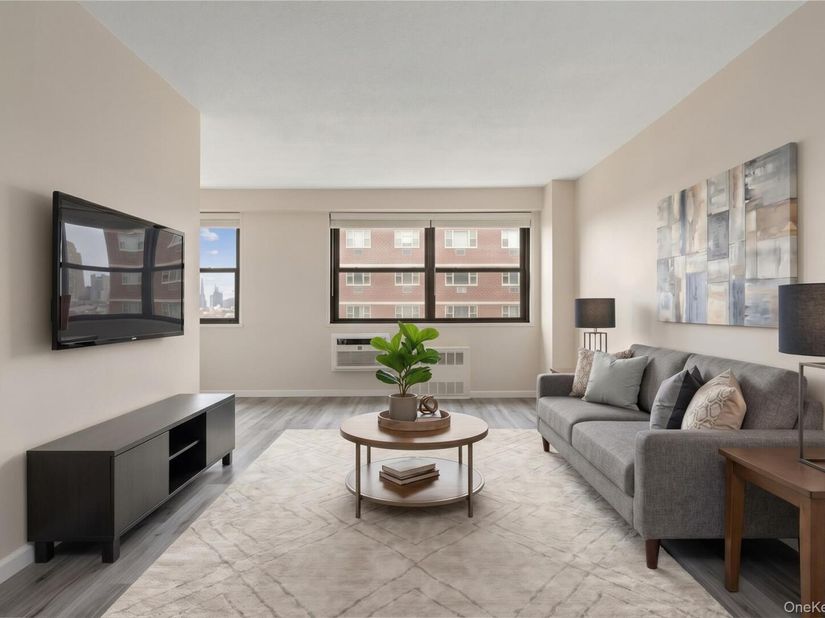 39-60 54th Street 9W, Woodside NY 11377