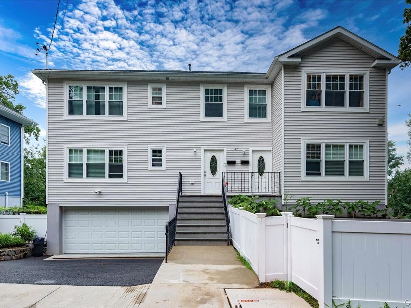 47 Lincoln Terrace, Yonkers NY 10701