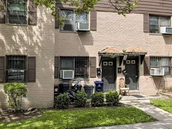 71-38 147th Street 27A, Kew Garden Hills NY 11367
