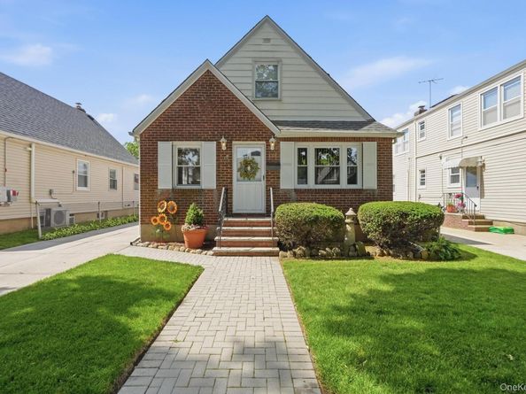 24616 86th Road, Bellerose NY 11426