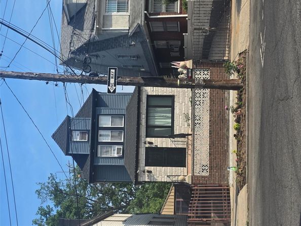 138-24 95th Avenue, Jamaica NY 11435