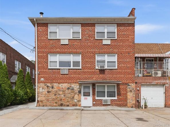61-26 164 Street, Fresh Meadows NY 11365