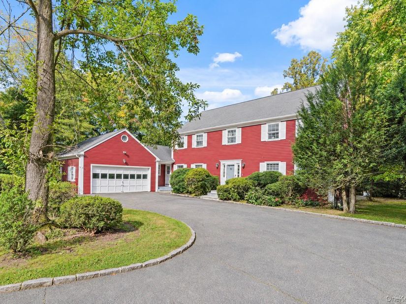 20 Old Farm Lane, Hartsdale NY 10530