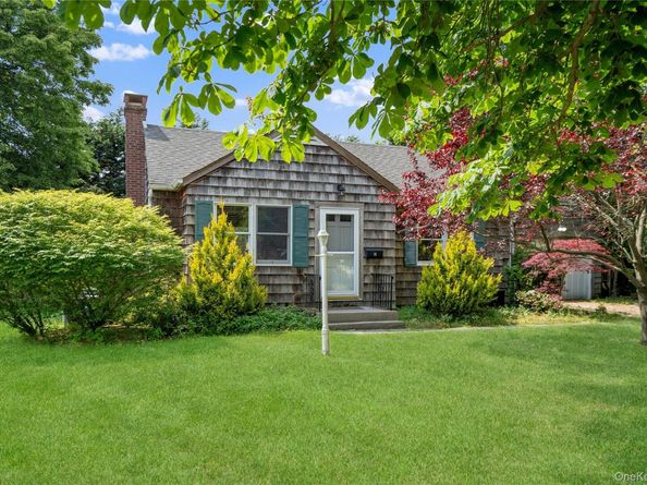 16 Ocean Avenue, East Patchogue NY 11772