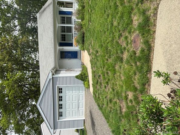 190 Canterbury Drive, Ridge NY 11961