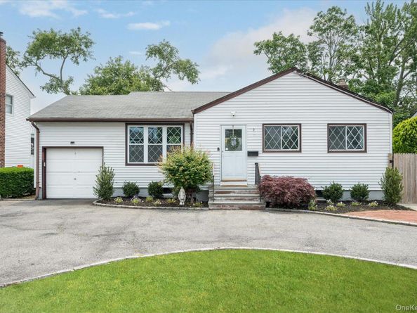 138 Davison Avenue, Oceanside NY 11572