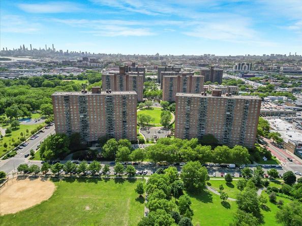 825 Morrison Avenue 16A, Bronx NY 10473