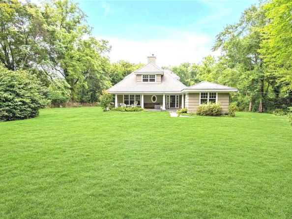 1 Breeze Hill Road, Northport NY 11768