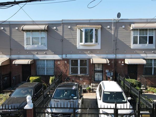 660 Williams Avenue, Brooklyn NY 11207