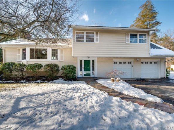 1079 Weaver Street, New Rochelle NY 10804