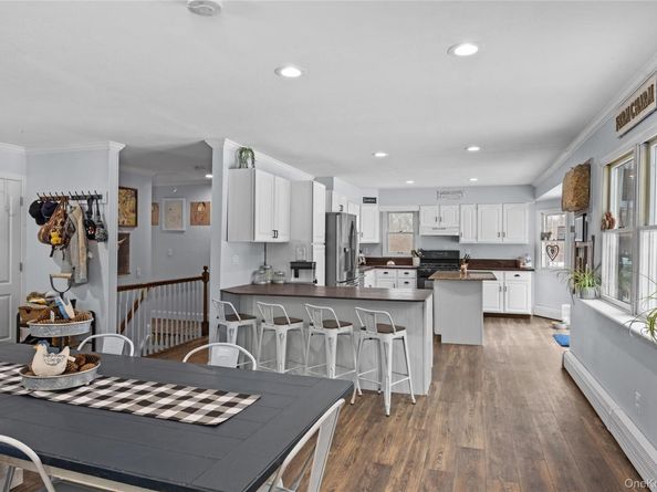 33 Randall Road, Wading River NY 11792