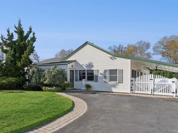 31 Grand Central Avenue