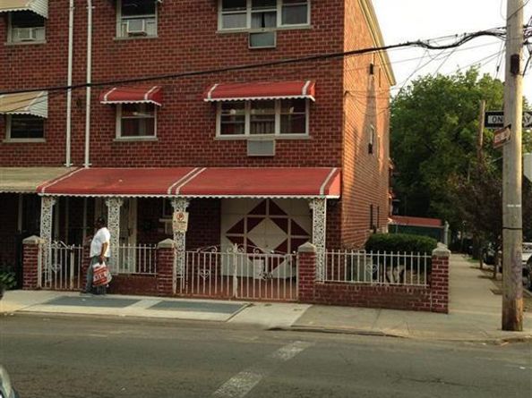 658 E 216th Street 3, Bronx NY 10467