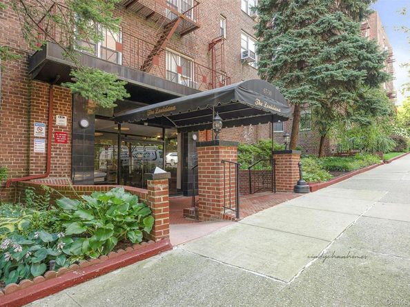67-30 Clyde Street 6W, Forest Hills NY 11375