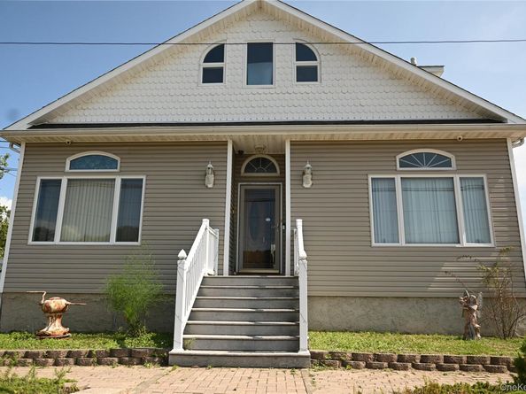 115 Riviera Drive, Mastic Beach NY 11951