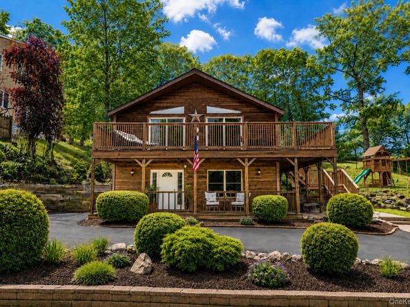 111 Friendship Drive, Rocky Point NY 11778