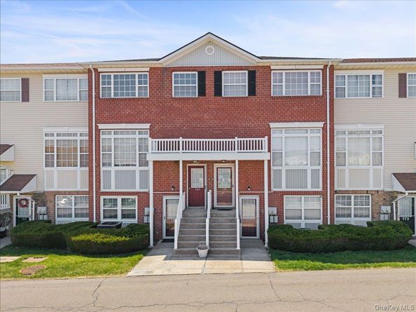 179 Surf Drive 114, Bronx NY 10473