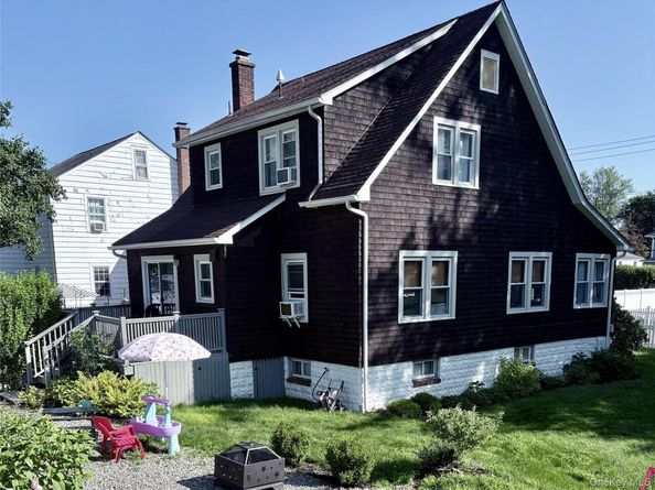 8 Harper Avenue, Montrose NY 10548