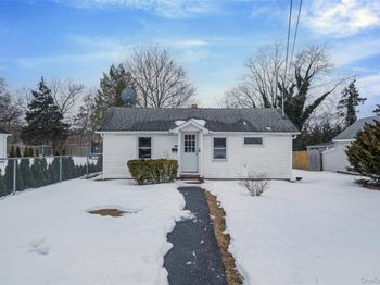 1049 Woodcrest Avenue