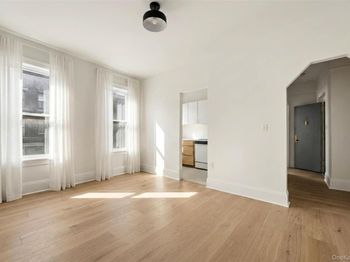 17-19 W 108th Street