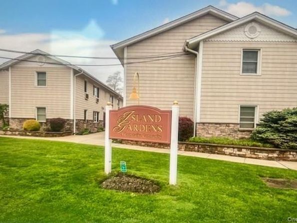 490 Main Street B10, Farmingdale NY 11735