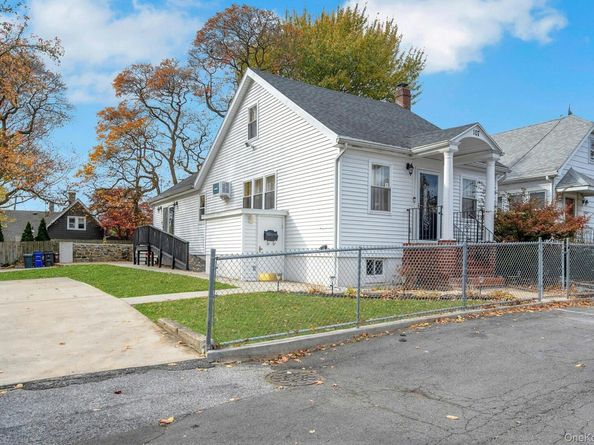 107E Edgewater Park 107E, Bronx NY 10465