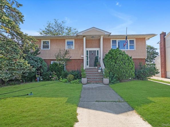 62 4th Avenue, East Rockaway NY 11518