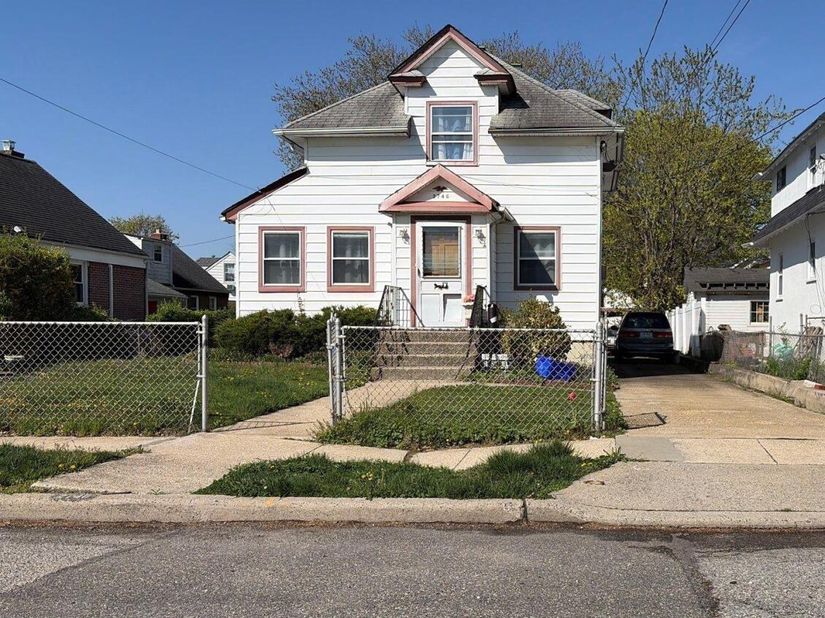 2746 Park Avenue, Baldwin NY 11510