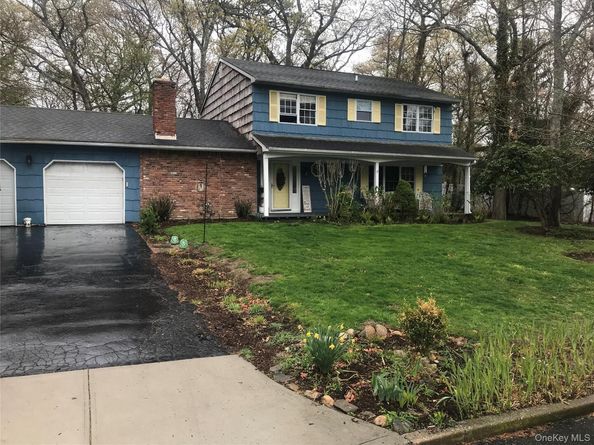 19 Reynolds Road, Shoreham NY 11786