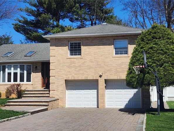 51 Ivy Drive, Jericho NY 11753