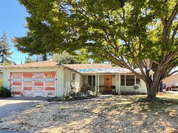 2102 Walnut Grove Avenue