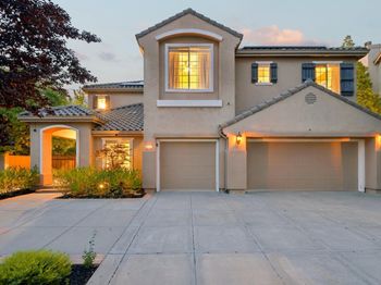 6039 La Spezia Place