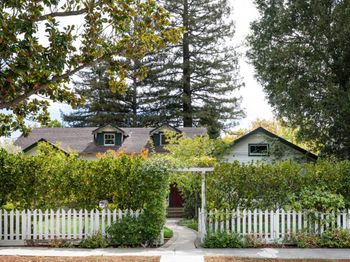 604 Tennyson Avenue