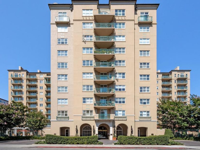 1 Baldwin Avenue 1008, San Mateo CA 94401
