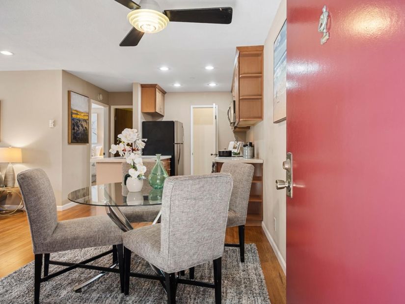 209 Boardwalk Avenue H, San Bruno CA 94066