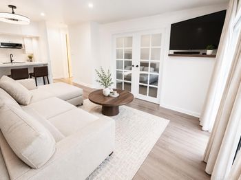 7109 Shelter Creek Lane