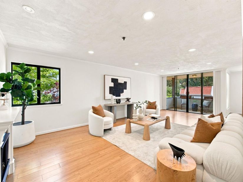 1115 Continentals Way 203, Belmont CA 94002