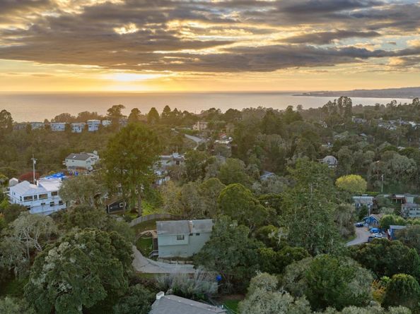 812 Loma Prieta Drive, Aptos CA 95003