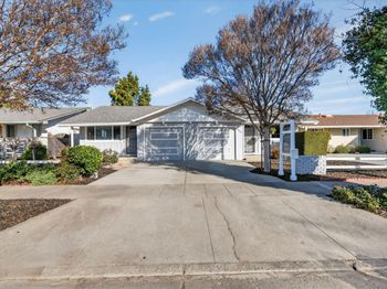 5027-5029 Williams Road