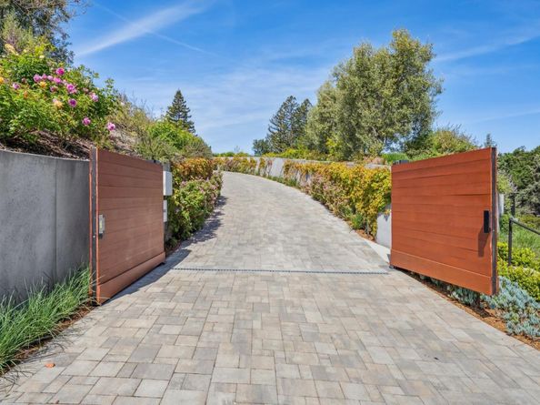 855 Darrell Road, Hillsborough CA 94010