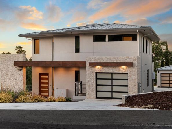 1127 Hillslope Place, Los Altos CA 94024