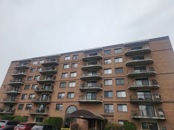 200 Locust St 303, Lynn MA 01904