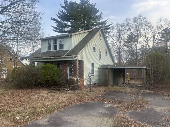 2289 Cranberry Highway, Wareham MA 02576