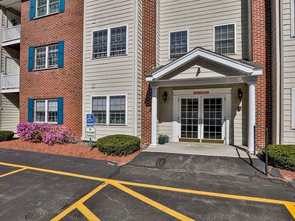 122 Eagle Dr 122, Tewksbury MA 01876