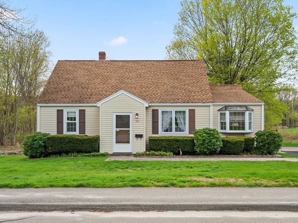 125 Indian Hill Rd, Worcester MA 01606