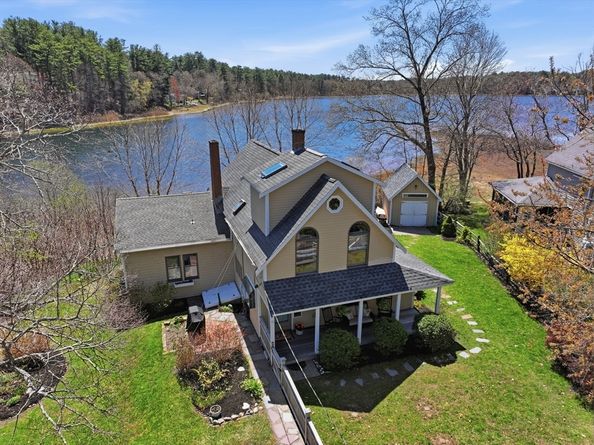 91 Phillips Rd, Pembroke MA 02359