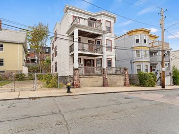 12 Gayland St