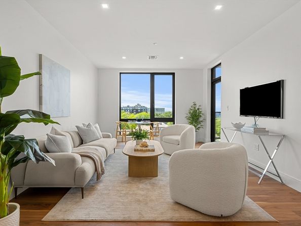 1515 Commonwealth Ave 303, Boston MA 02135