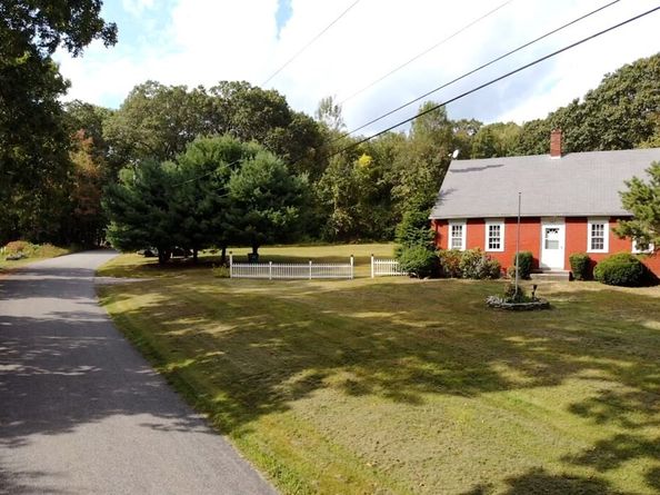 342 Chestnut St, Uxbridge MA 01569