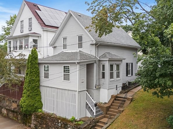 91 Oakwood Avenue, Lynn MA 01902